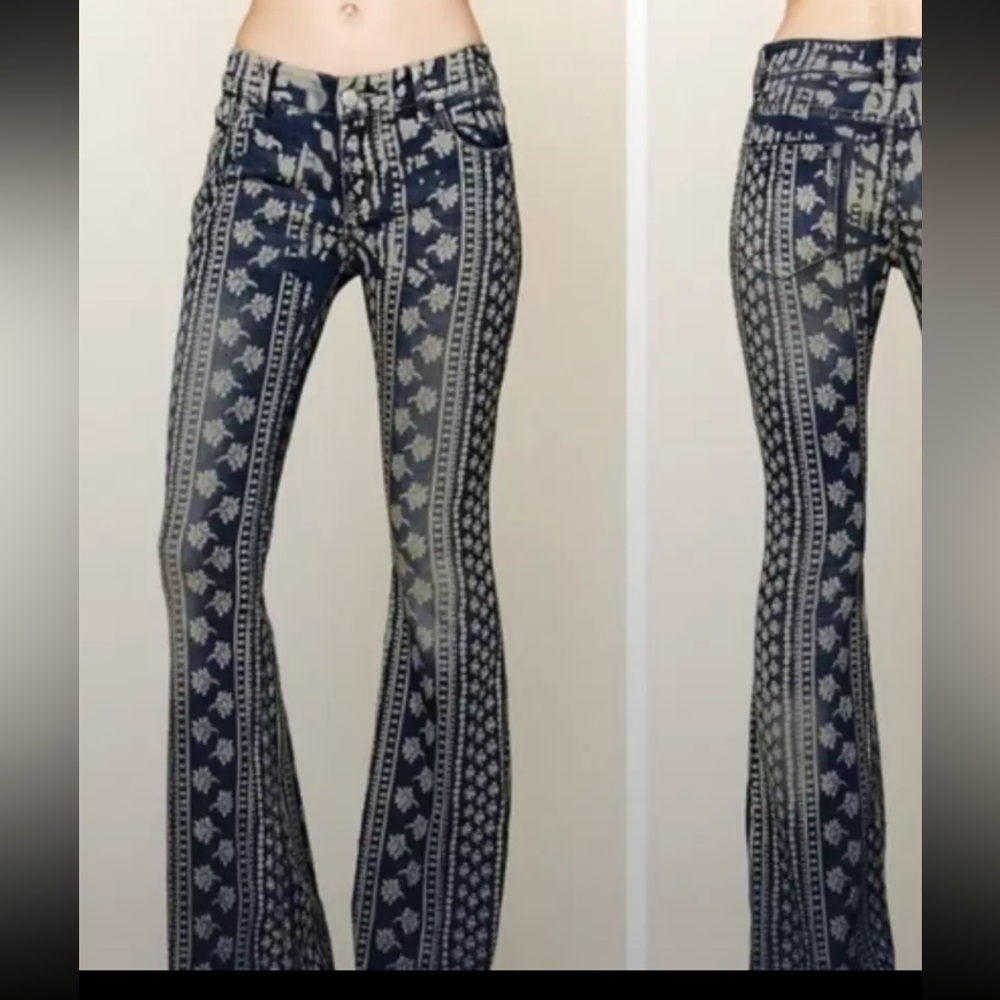 Free People RARE Stripe discharge Bali Flare Jean boho size 27 EUC FESTIVAL